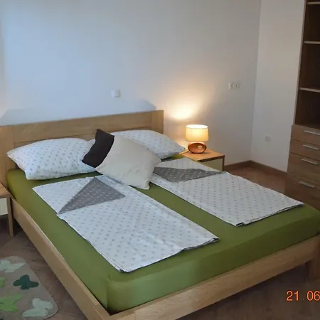 Armando Zadar